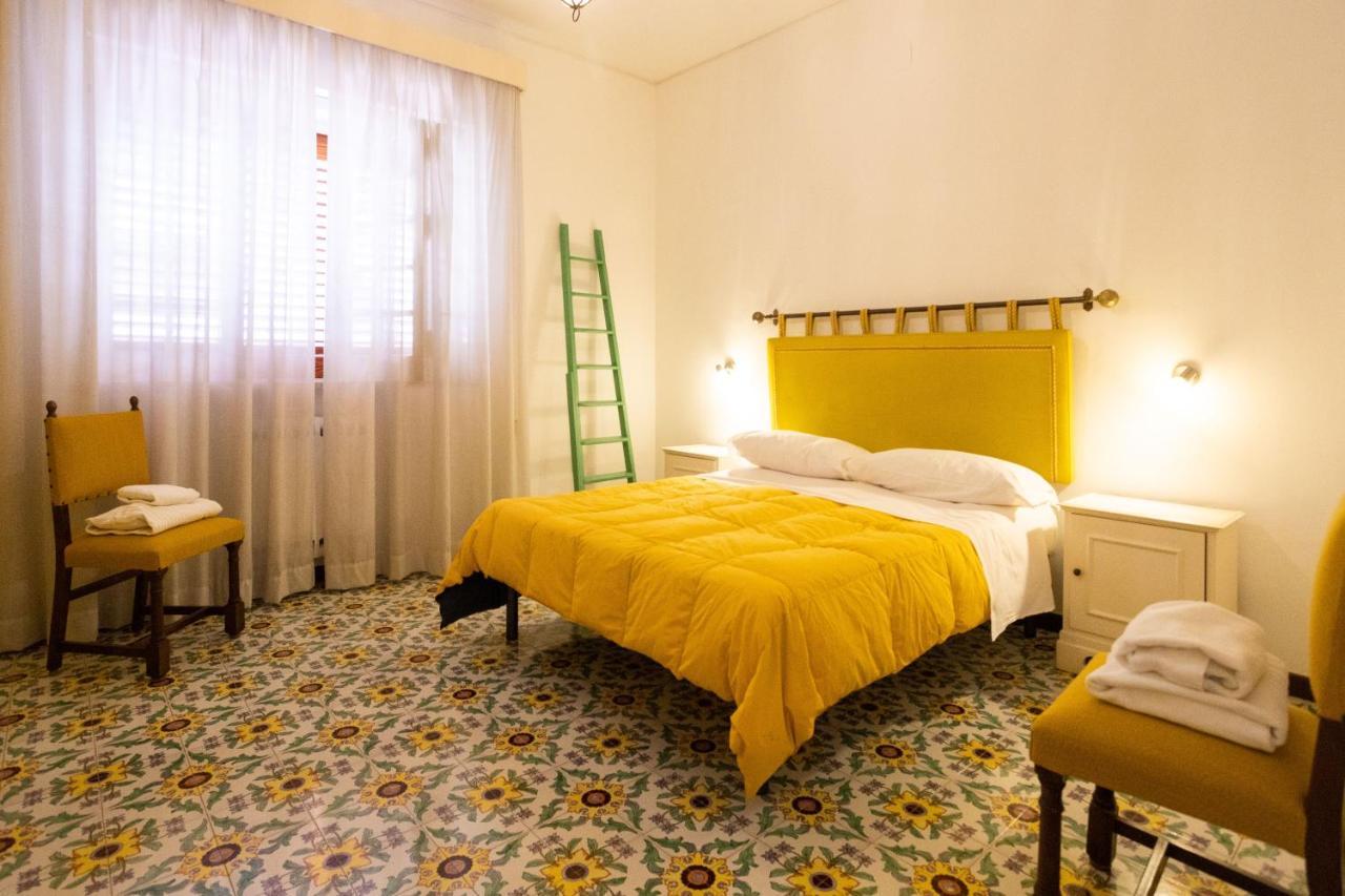 Casa Ibiscus Villa Mondello Exteriör bild