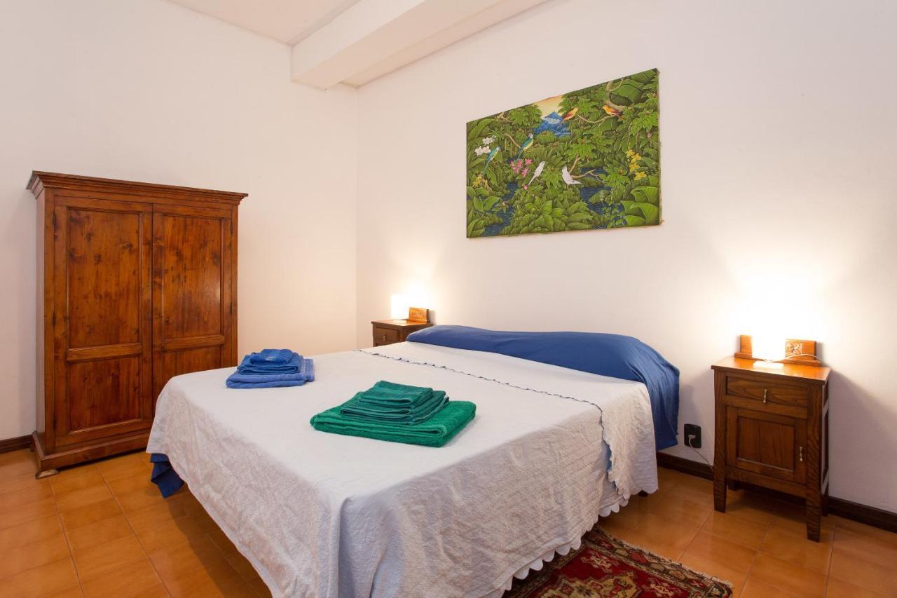 Casa Ibiscus Villa Mondello Rum bild